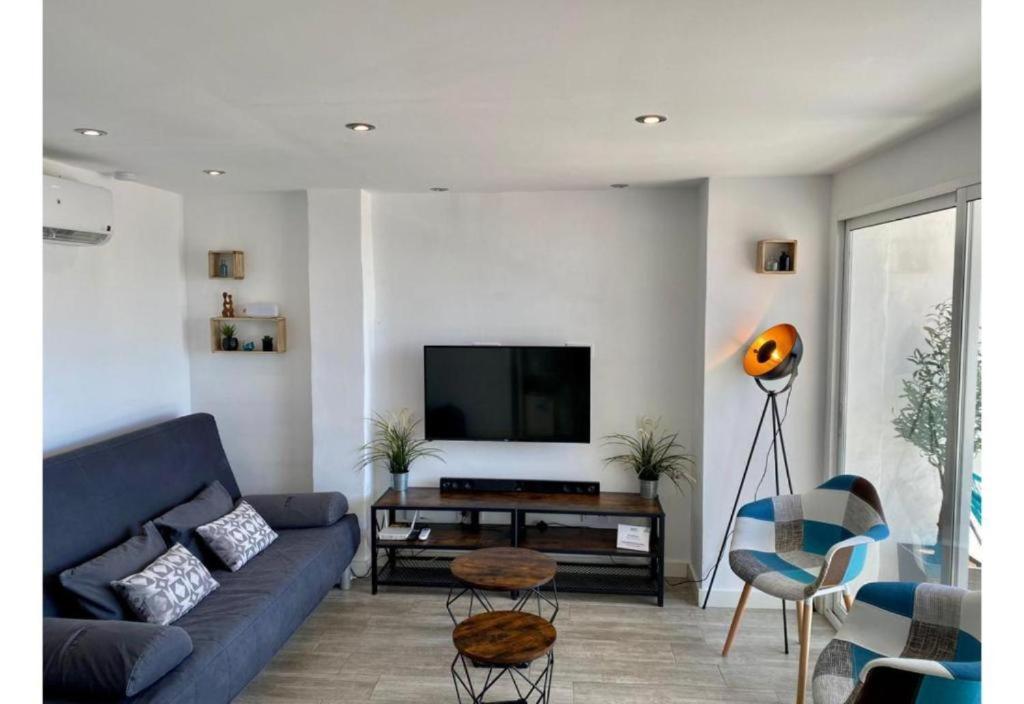 Pueblo Blanco Sea View Apartment By Namaste Elite 托雷莫利诺斯 外观 照片